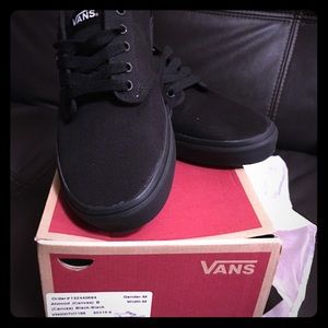 Black Vans - Brand New